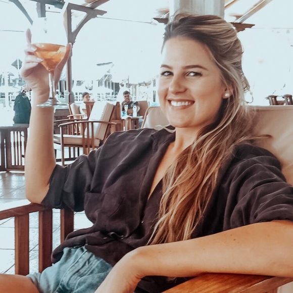 Meet your Posher, Chloe - Picture 1 of 1